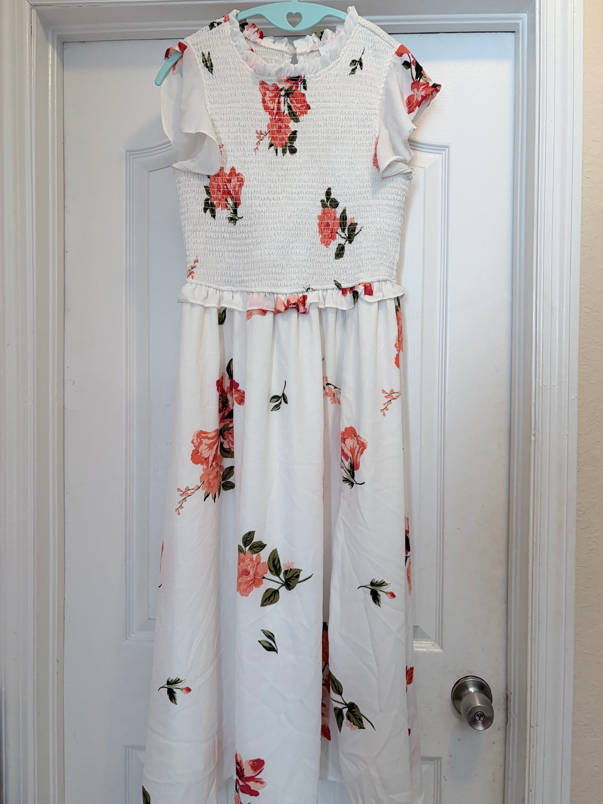 Sugarlips White Floral Smocked Maxi Dress Size Medium