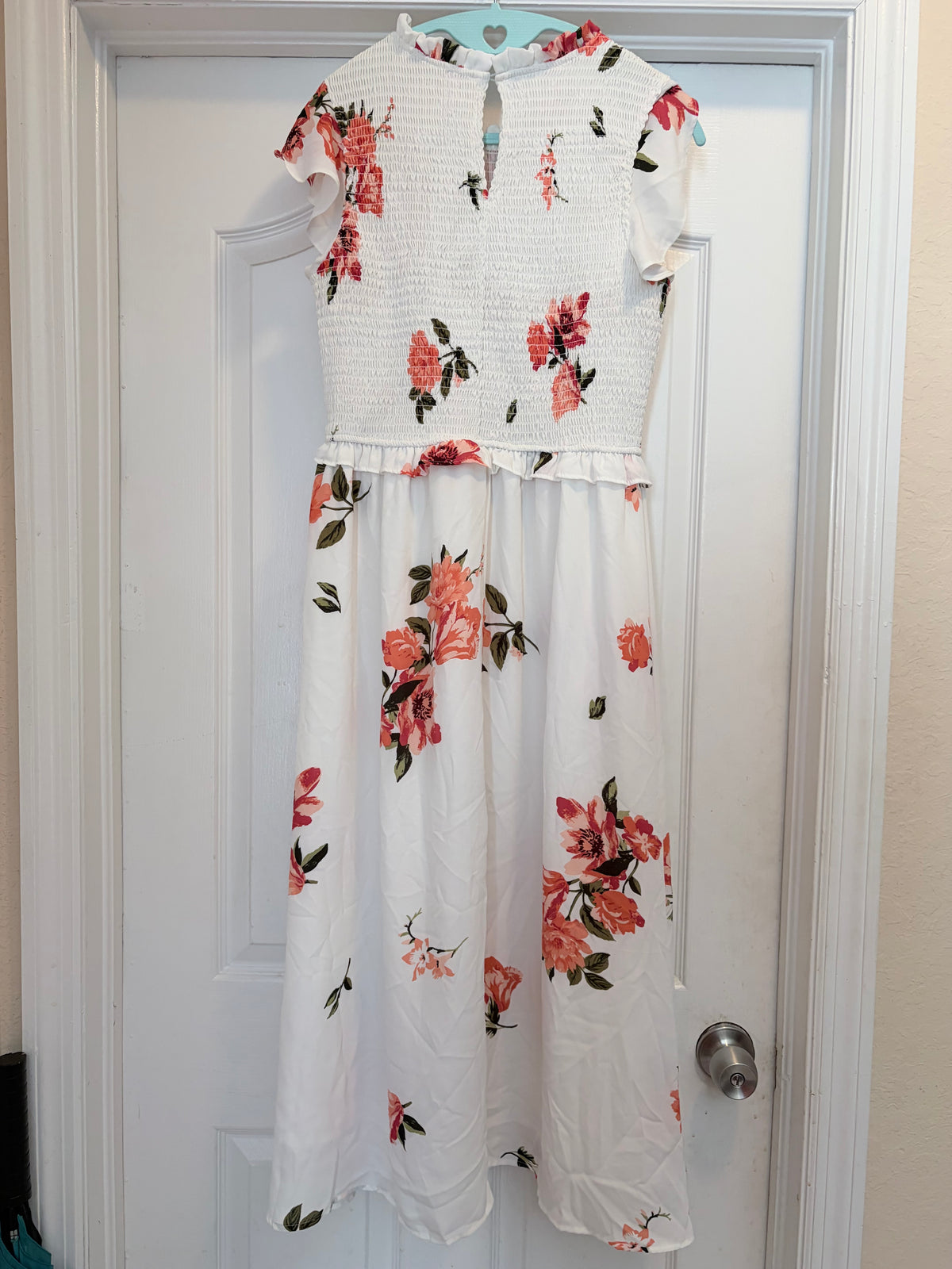 Sugarlips White Floral Smocked Maxi Dress Size Medium