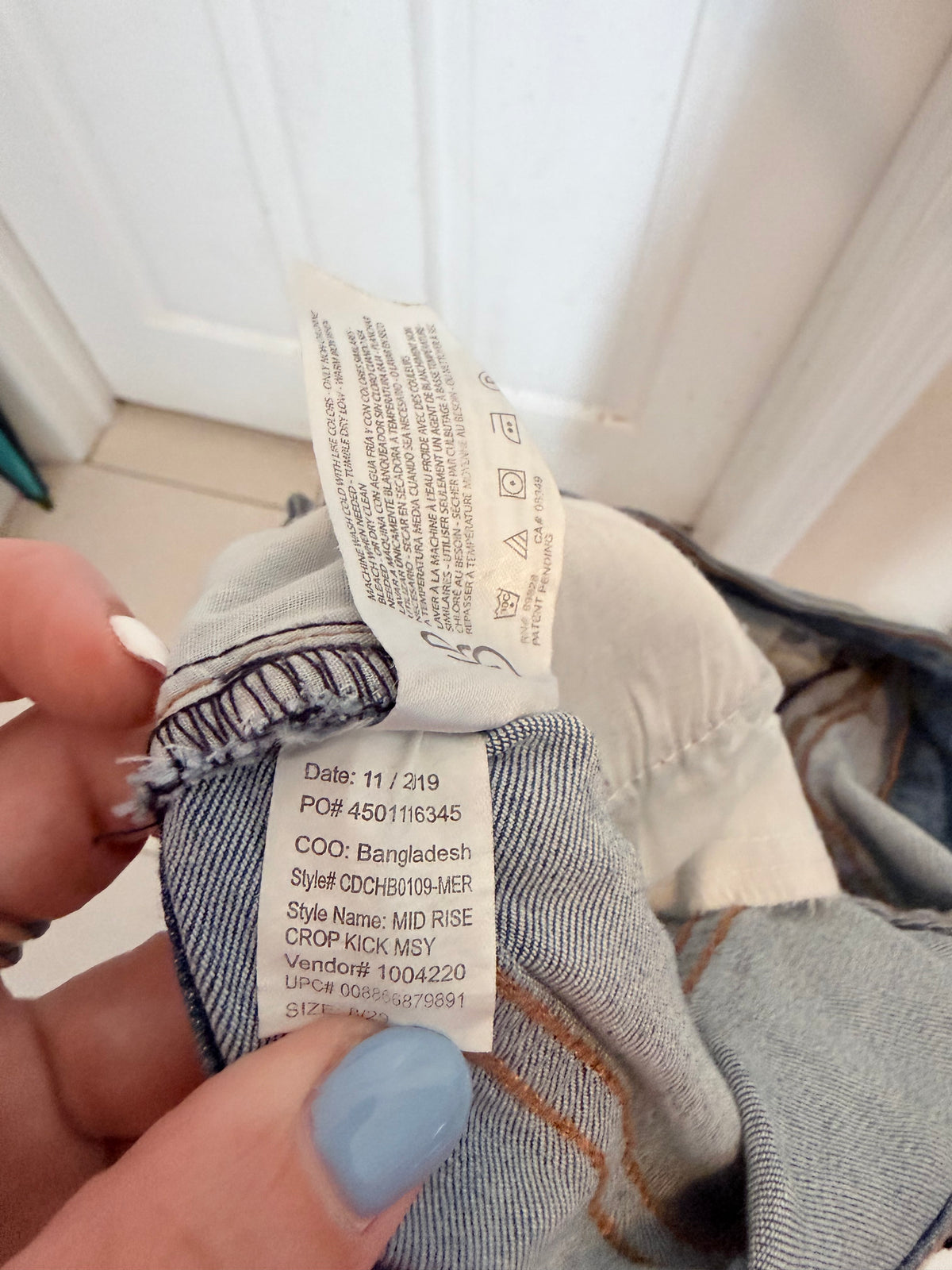 Chaps Mid Rise Crop Kick Flare Jeans Size 8/29