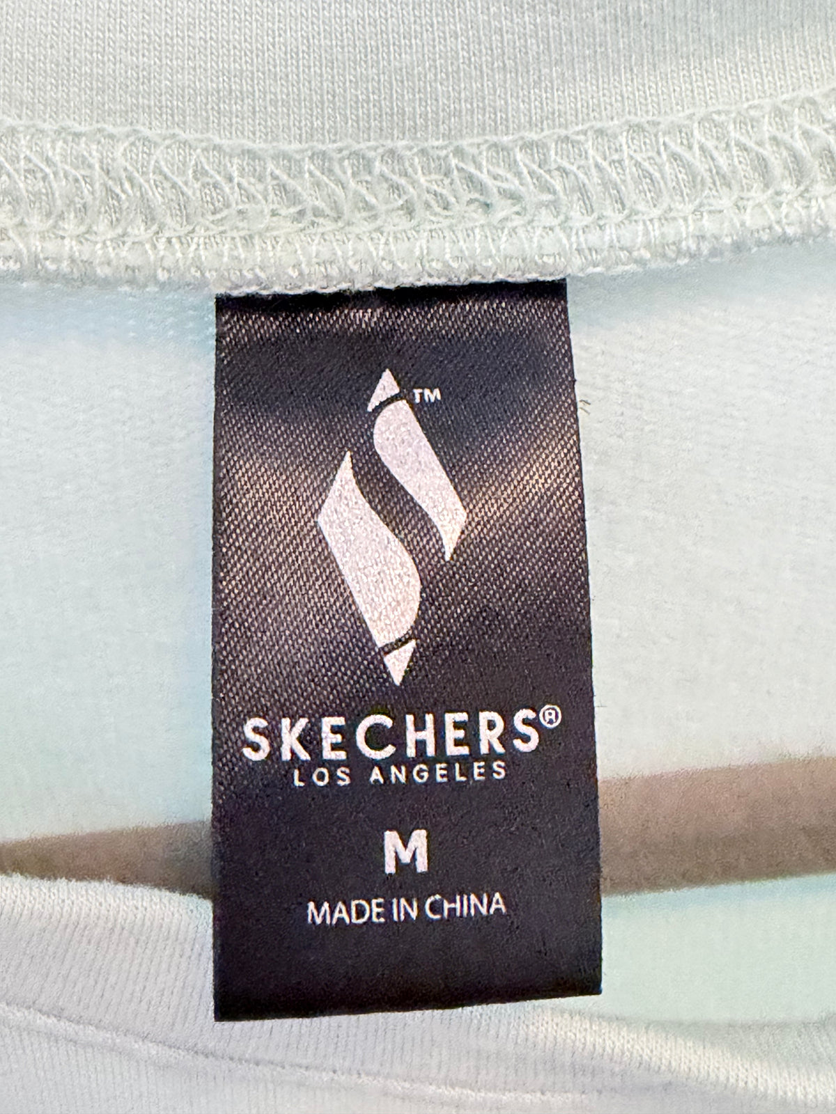 Skechers Mint Green Short Sleeve Twist Front T-Shirt Size Medium