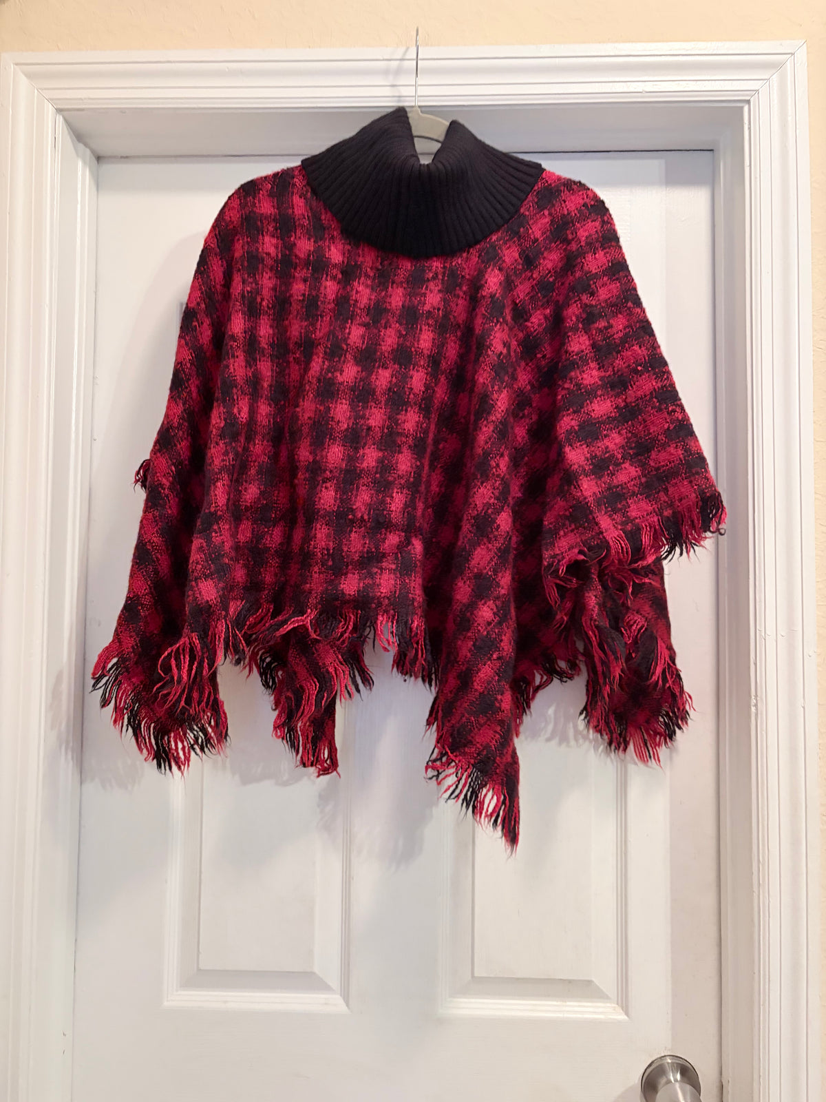 Talbots Red Black Plaid Turtleneck Fringe Poncho Sweater Size Small