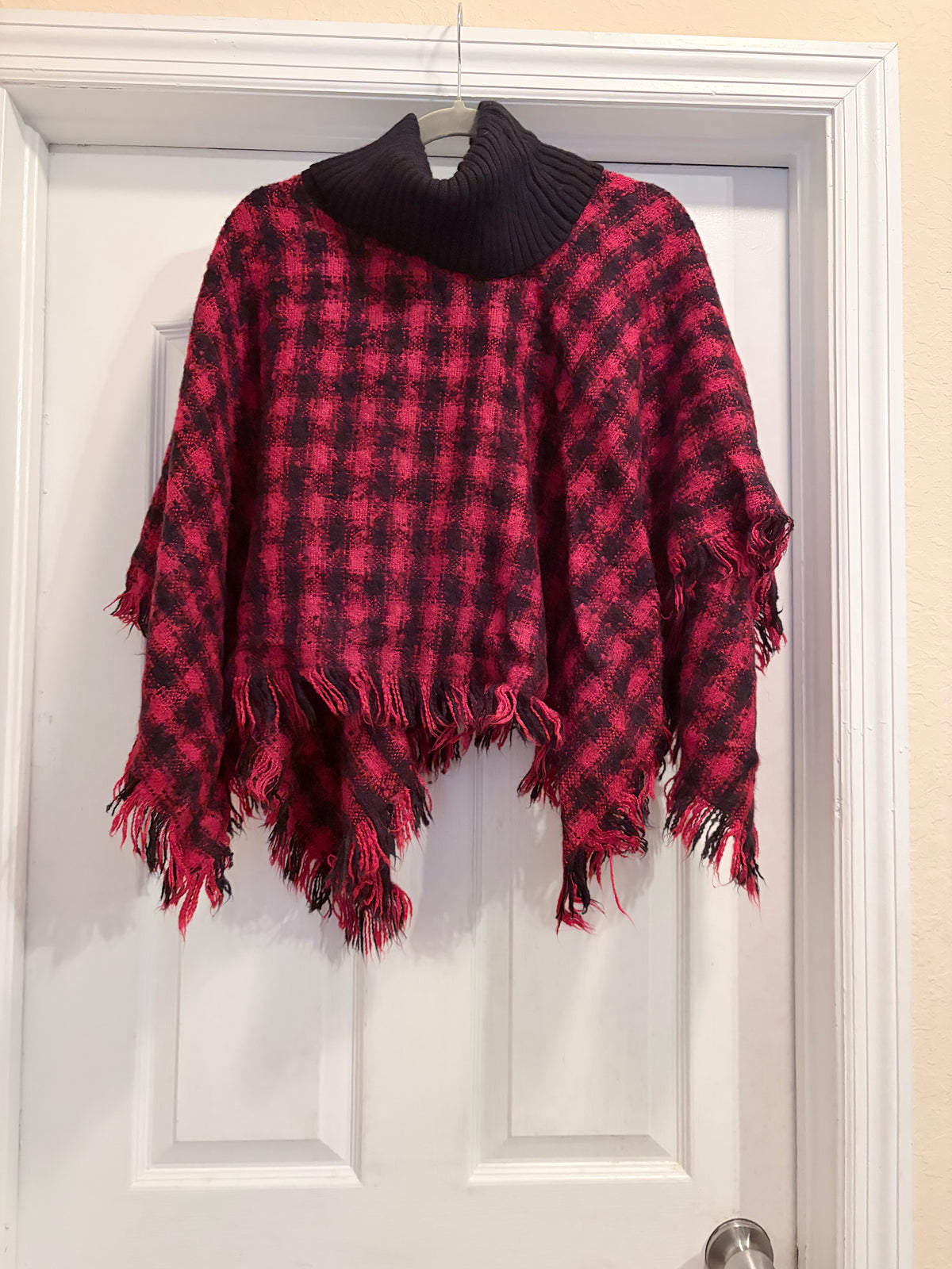 Talbots Red Black Plaid Turtleneck Fringe Poncho Sweater Size Small