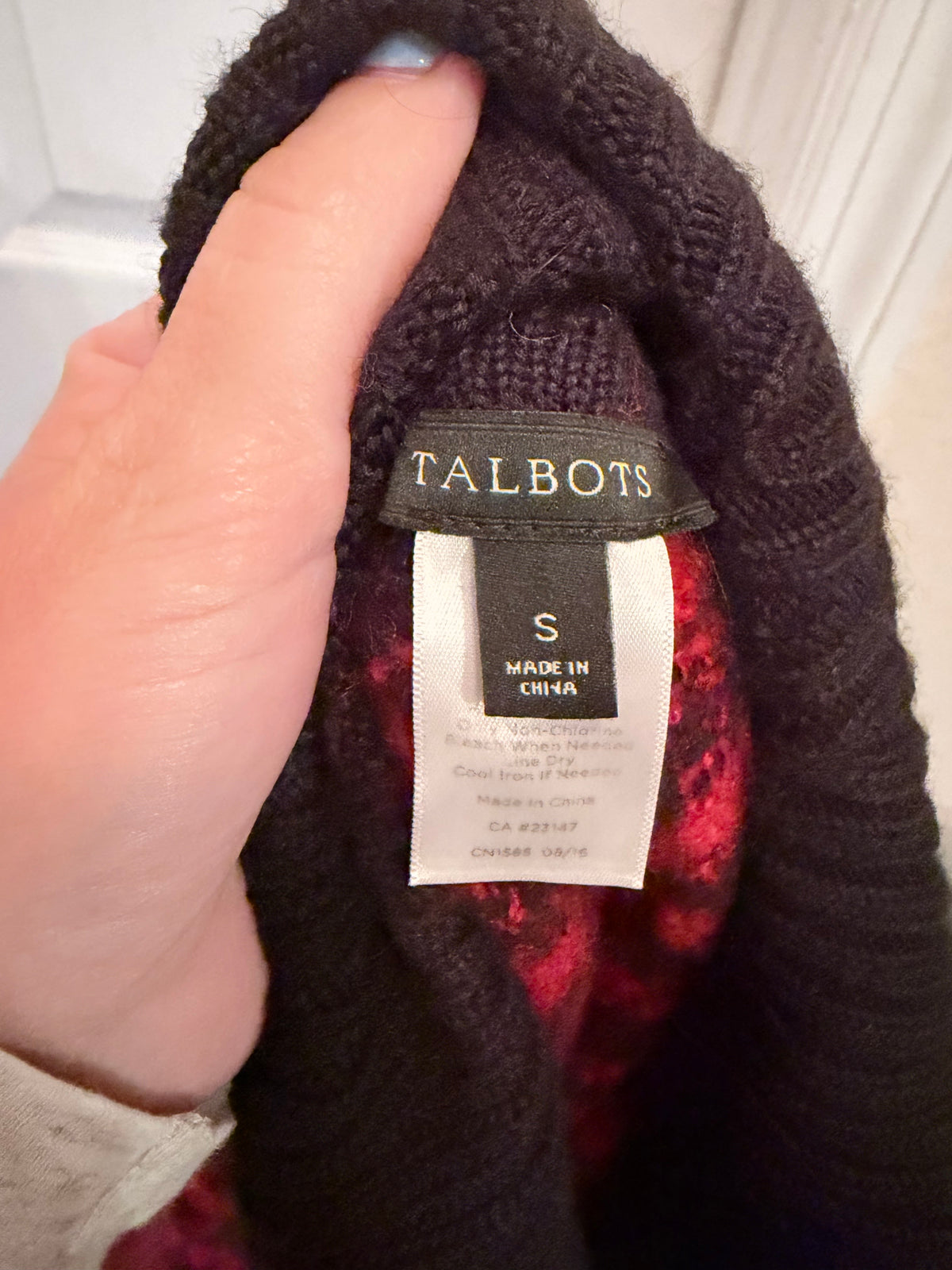Talbots Red Black Plaid Turtleneck Fringe Poncho Sweater Size Small