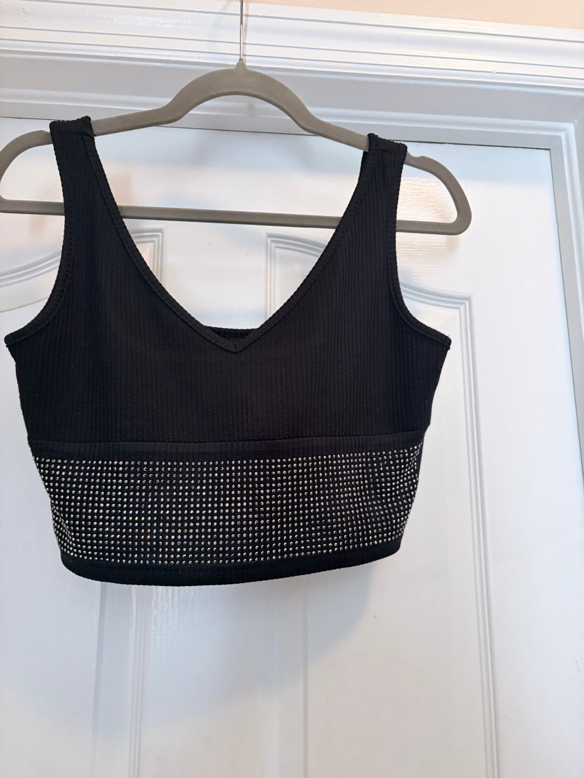 SHEIN Black Ribbed Rhinestone V Neck Cropped Tank Top Size Large