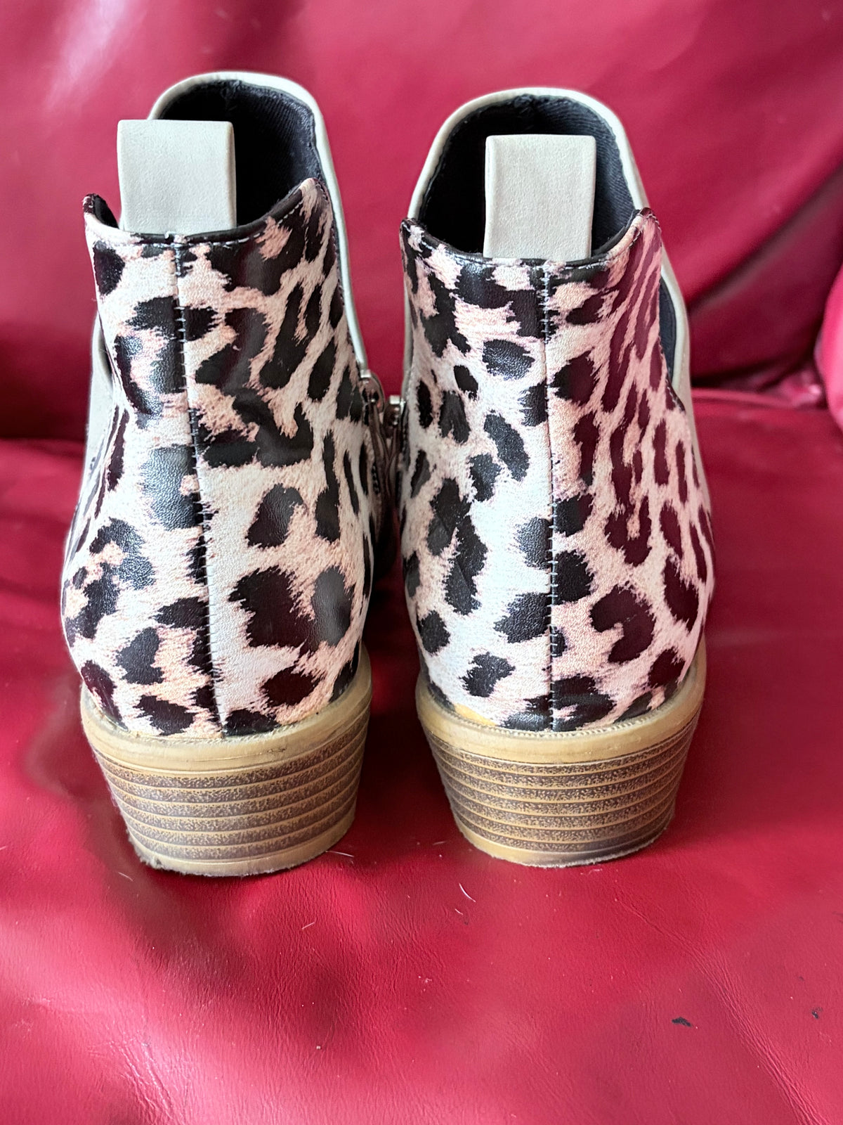 Beige Leopard Print Pointed Toe Ankle Booties Size EU 42