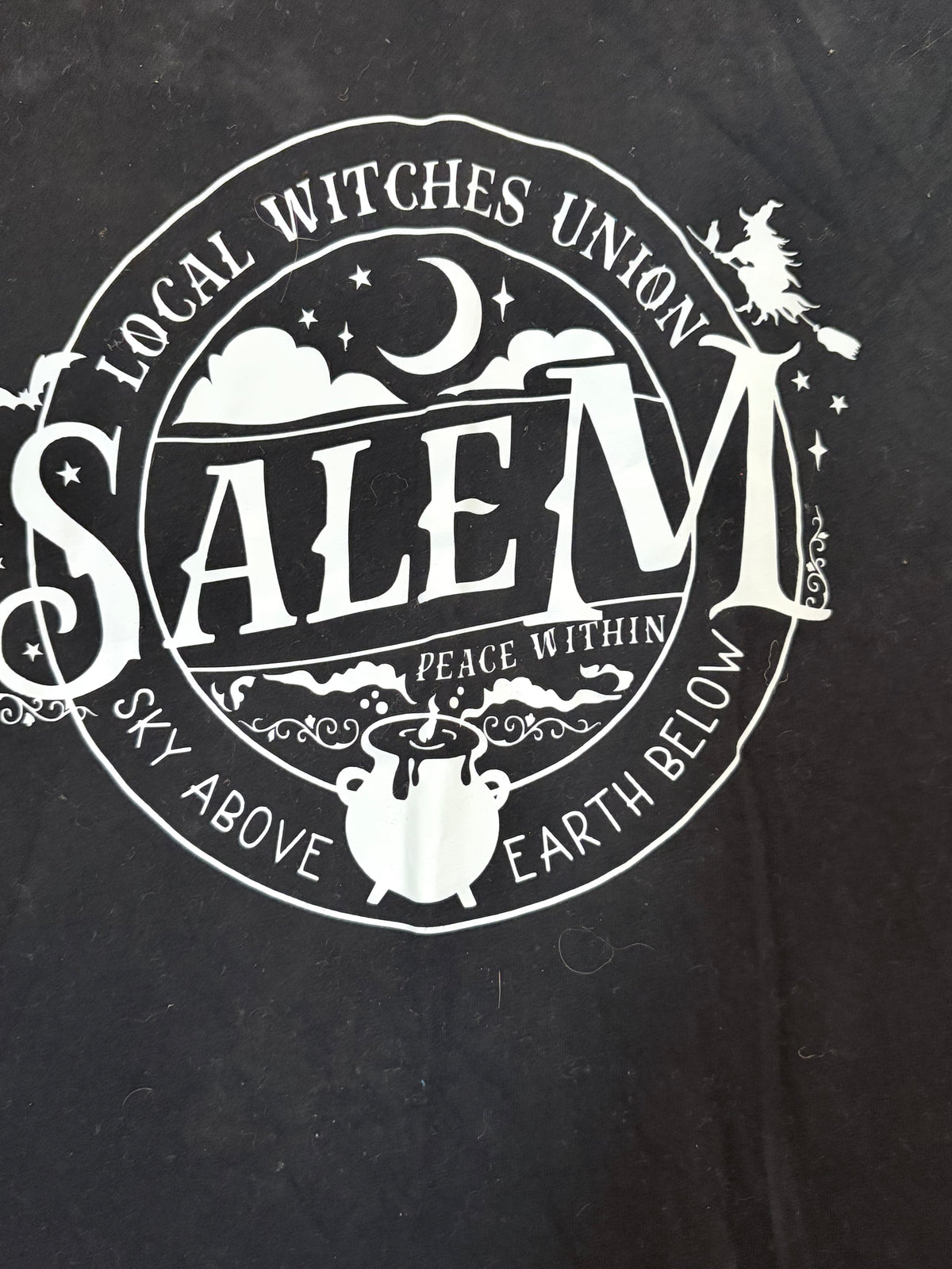 Black Salem Local Witches Union Halloween Graphic T-Shirt Size Medium