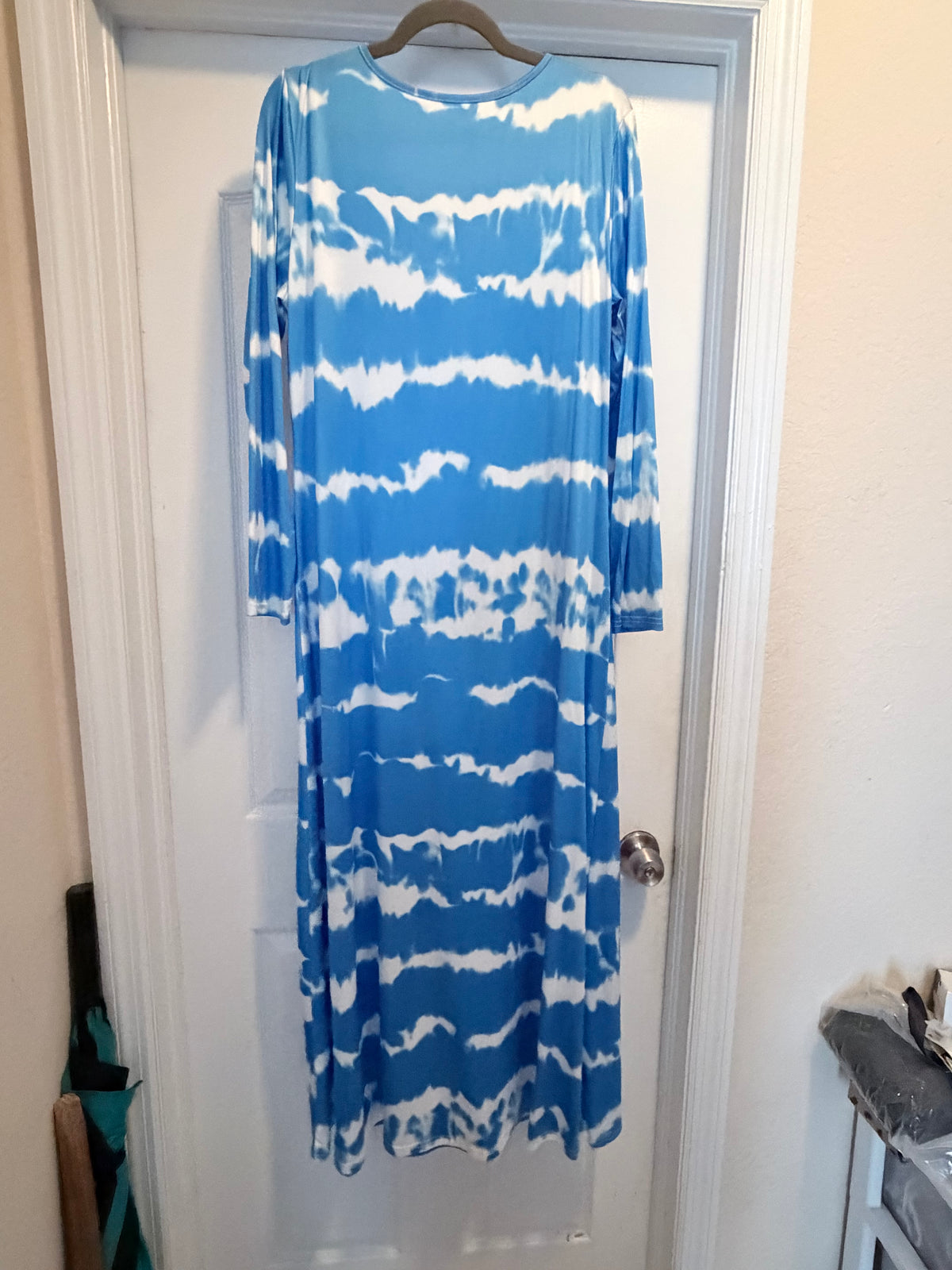 Blue White Tie Dye Long Sleeve V Neck Maxi Dress M