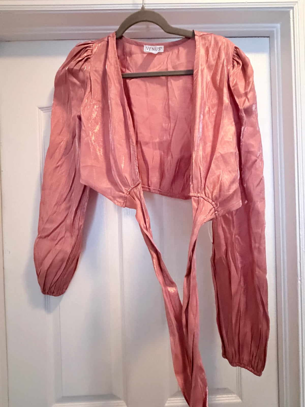 VENUS Rose Pink Shimmer Two Piece Tie Front Set M