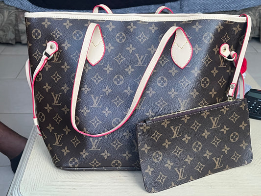 Large Hobo Handbag with Clutch