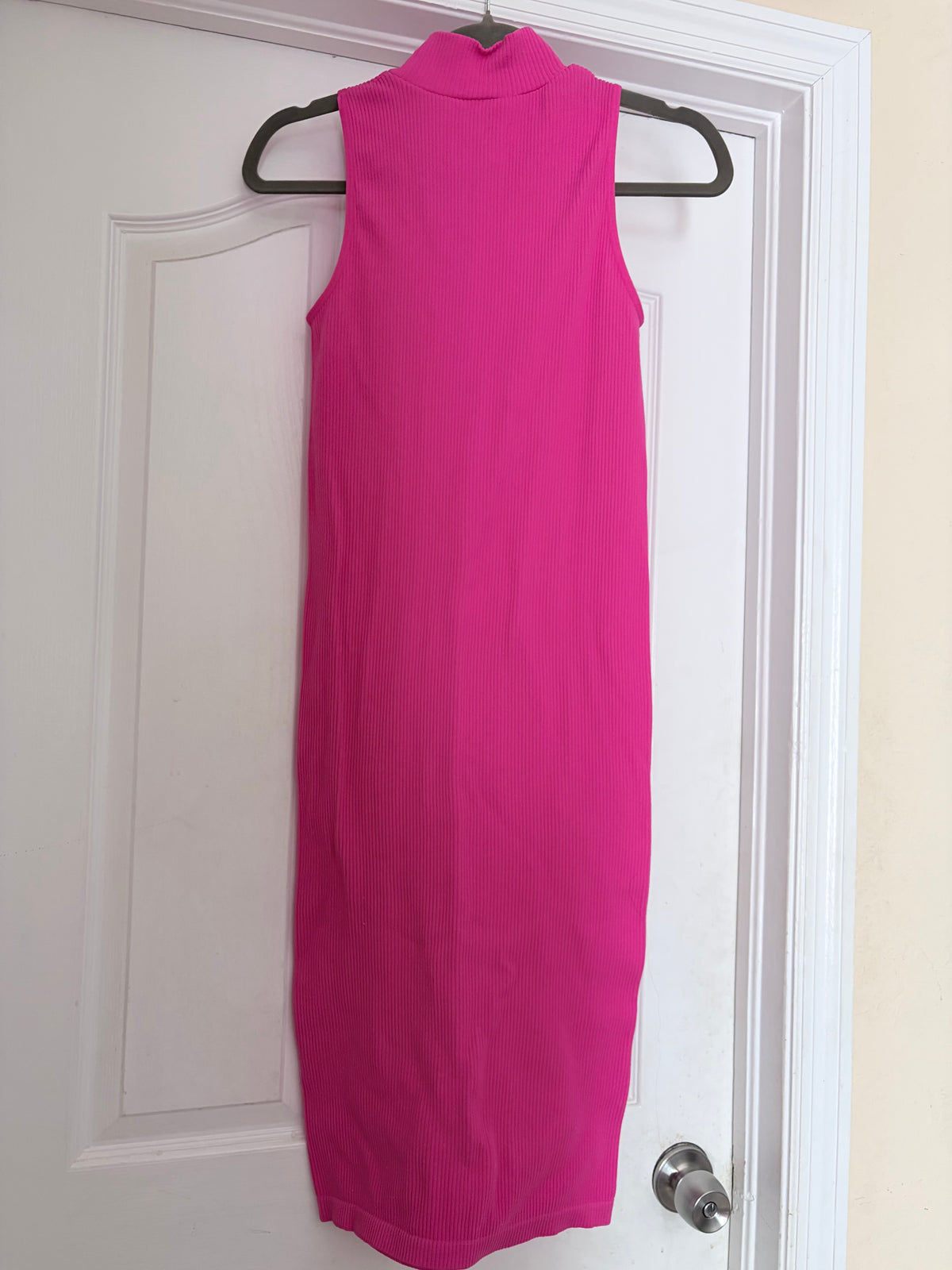 No Boundaries Hot Pink Ribbed Sleeveless Mock Neck Midi Dress Size M