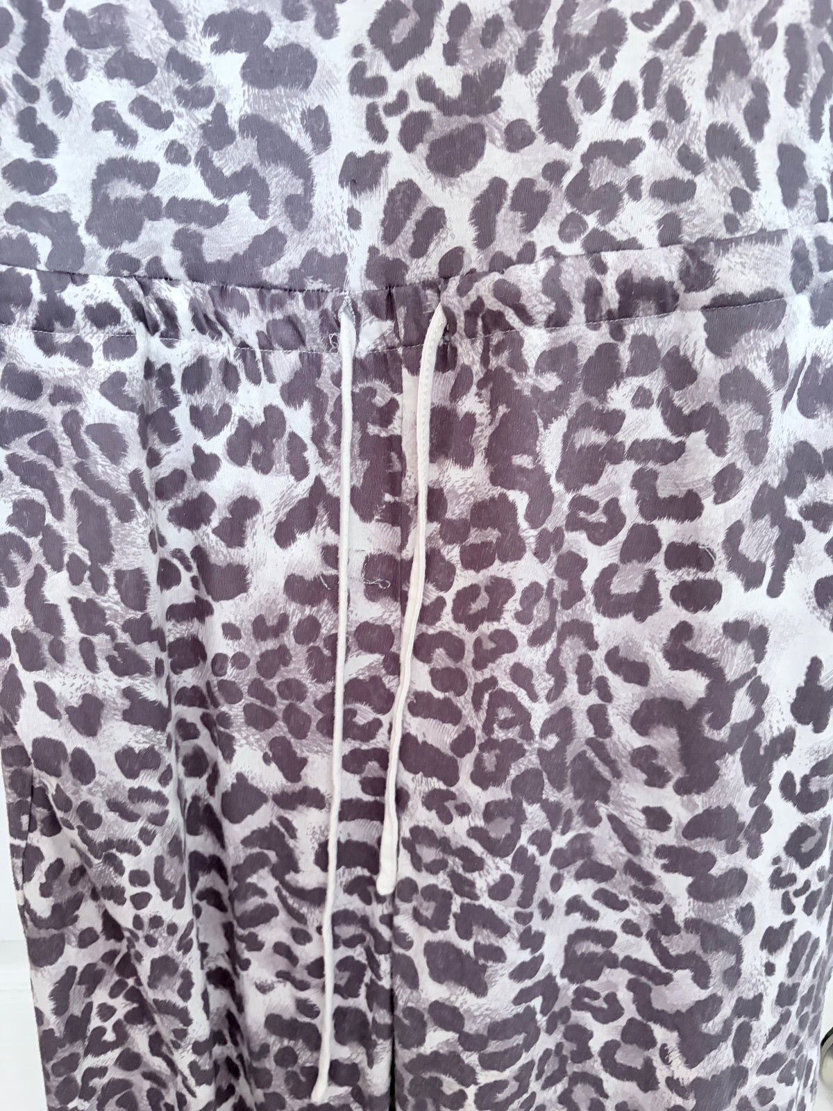 Gray Leopard Print Sleeveless Jumpsuit Size L