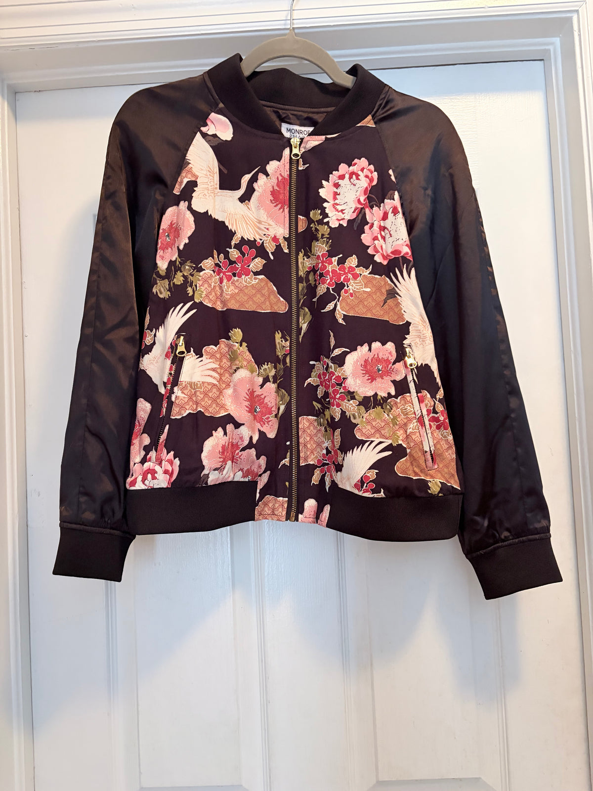 Monroe & Main Women’s Floral Crane Print Bomber Jacket Size S