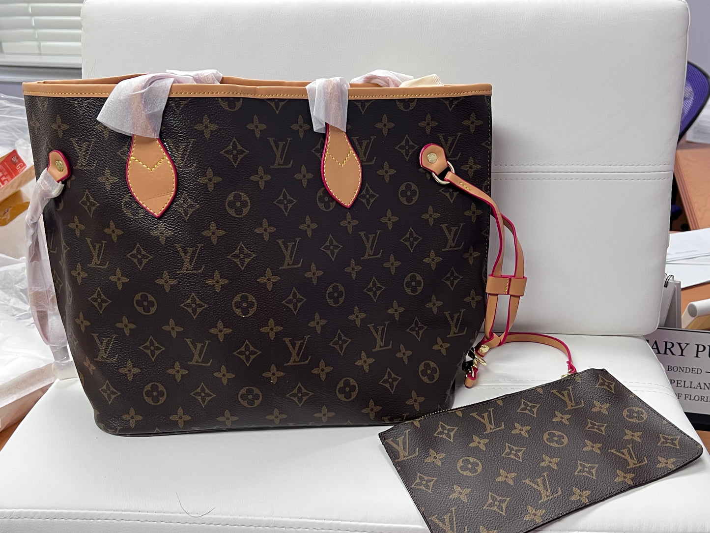 Large Hobo Handbag with Clutch