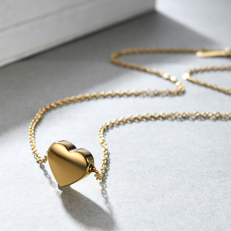 Minimalist Dainty Heart Pendant Necklace in Stainless Steel