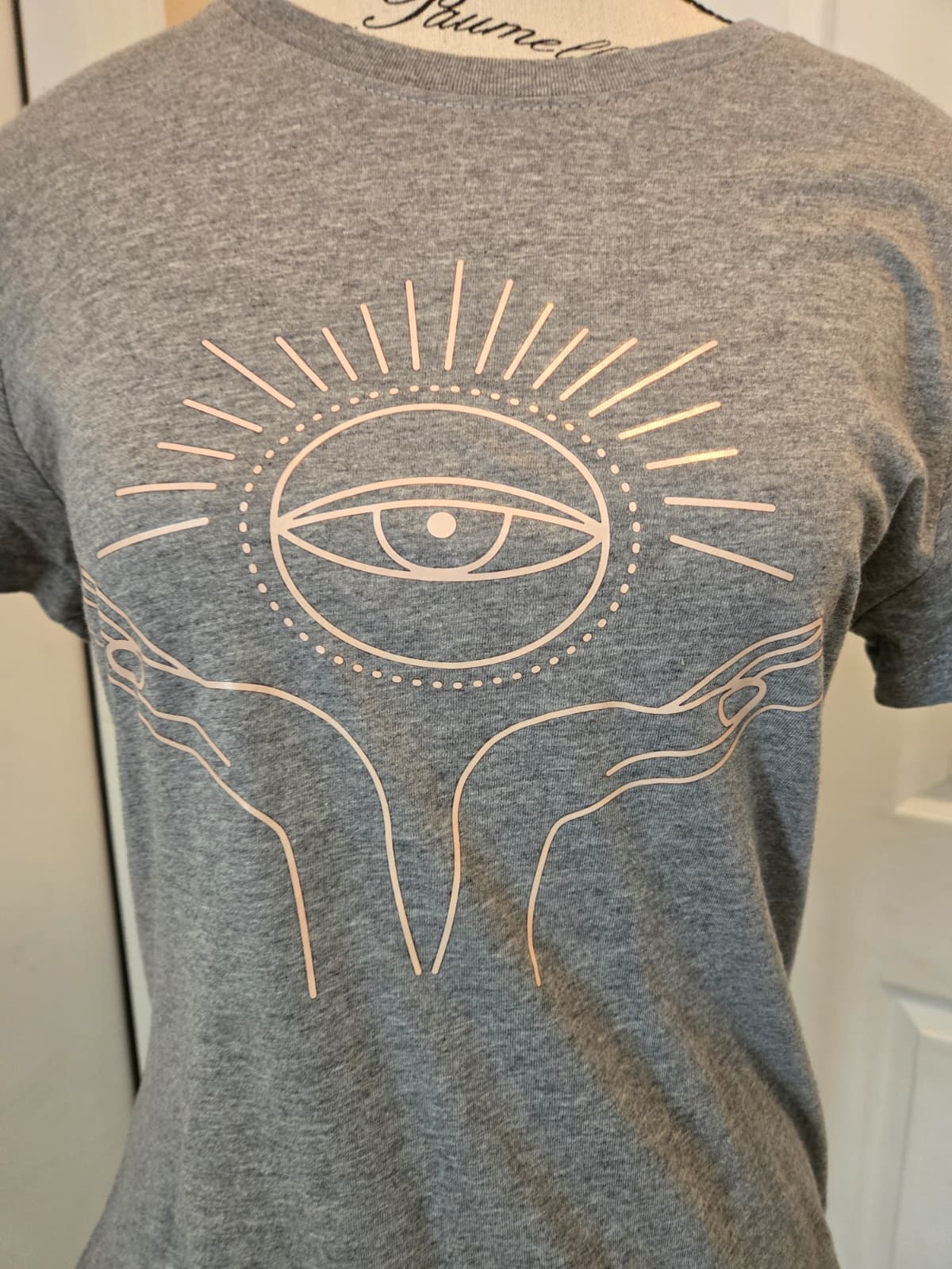 Women's Graphic Eye & Hands T-Shirt – Size Medium