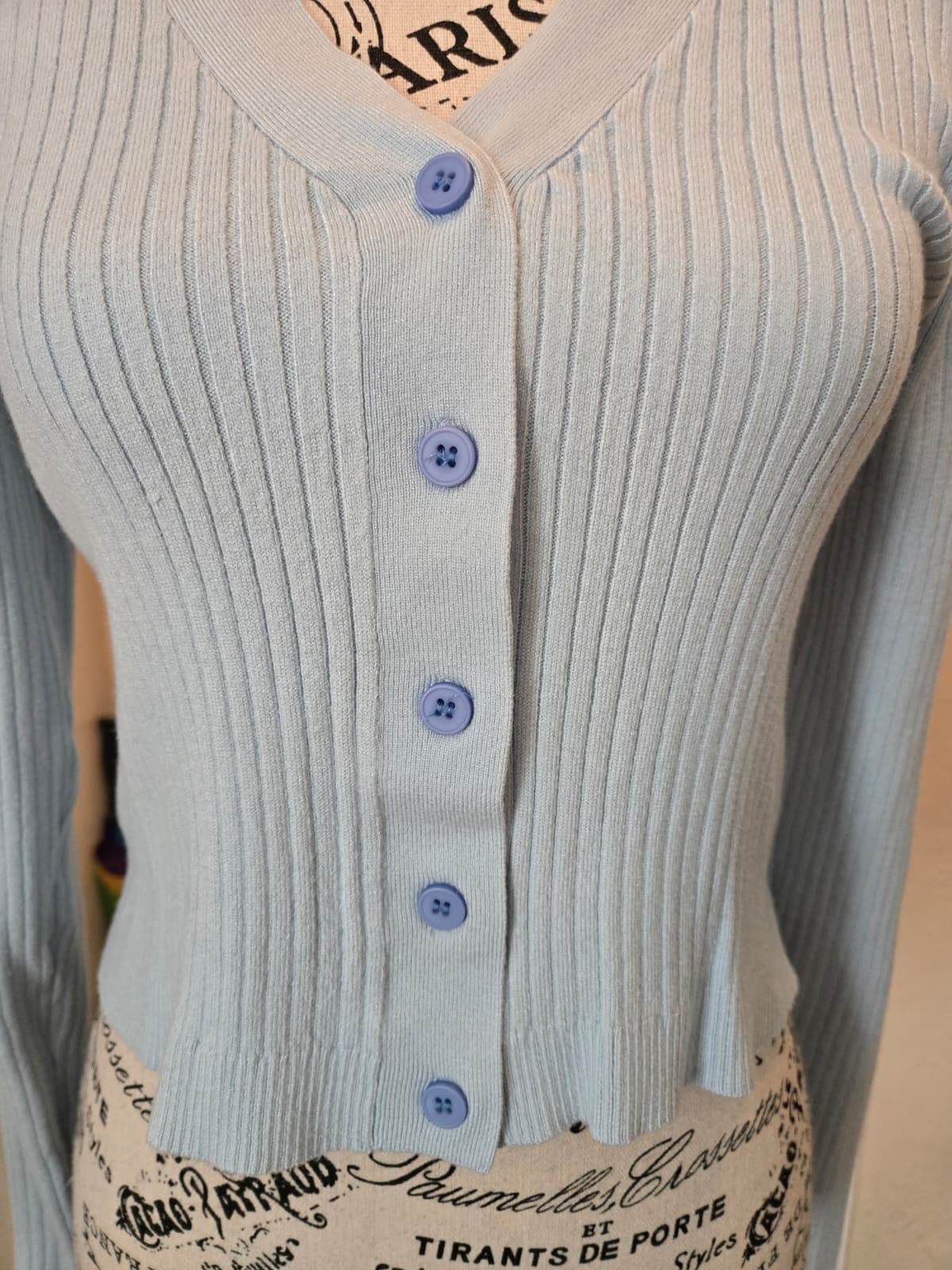 SHEIN Ribbed Button Front Cardigan – Size Large | Never Worn