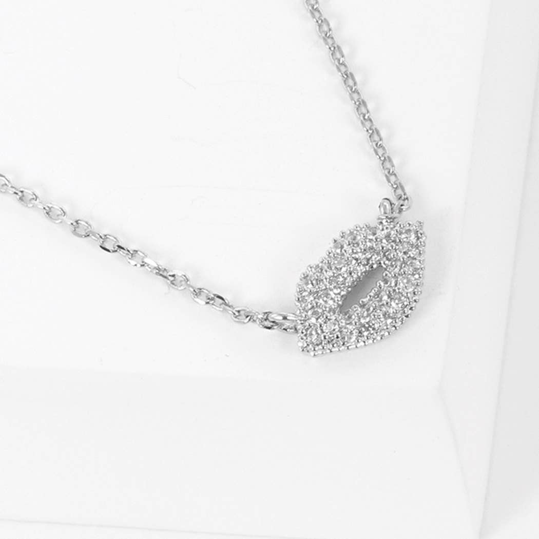 Gold-Dipped Lip Necklace