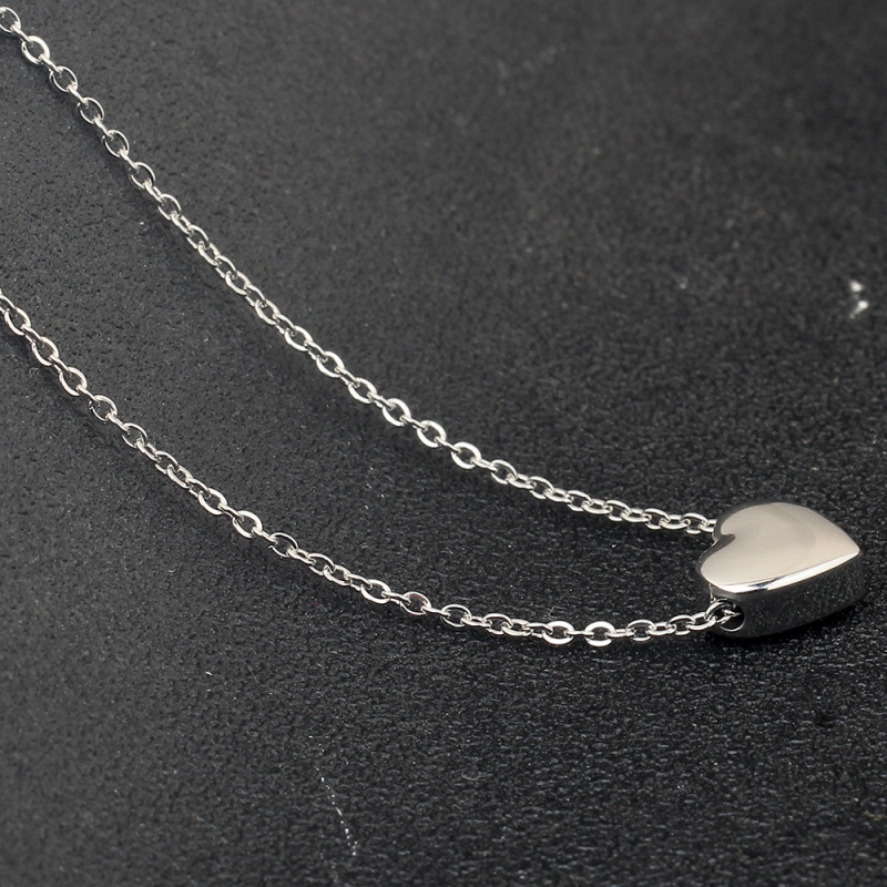 Minimalist Dainty Heart Pendant Necklace in Stainless Steel