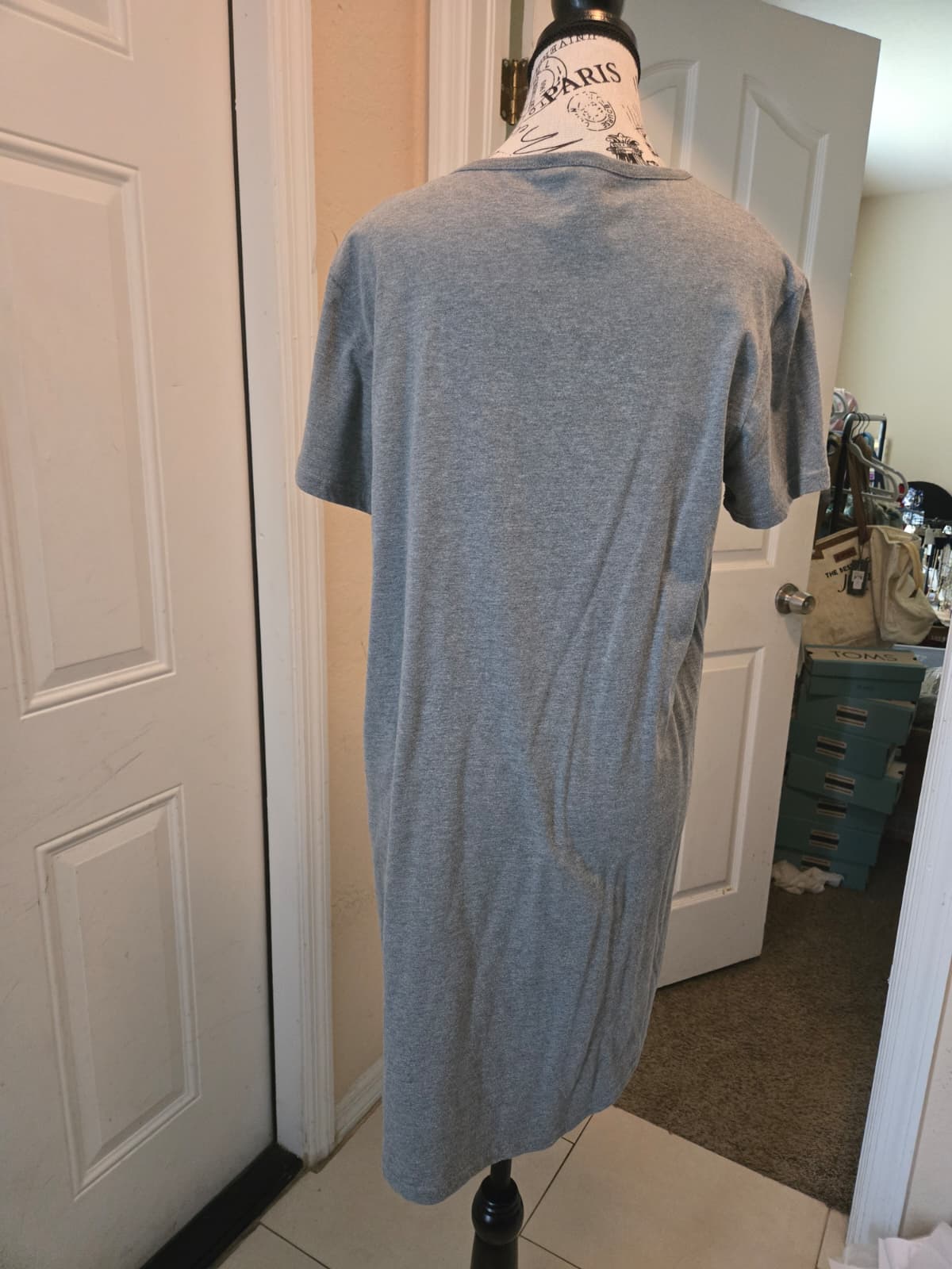 Instant Message Gray Flamingo Graphic Dress – Size Large