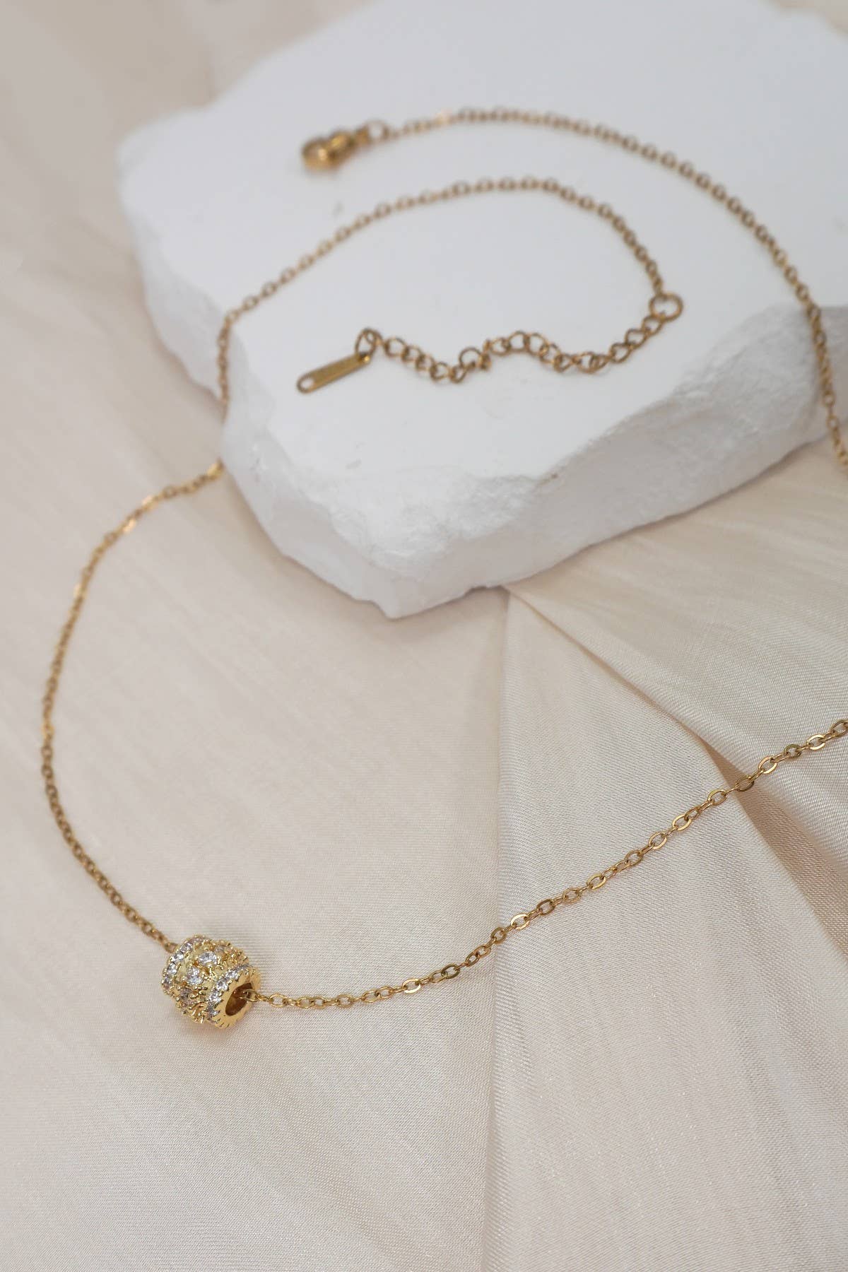18K STAINLESS STEEL TARNISH FREE BARREL NECKLACE