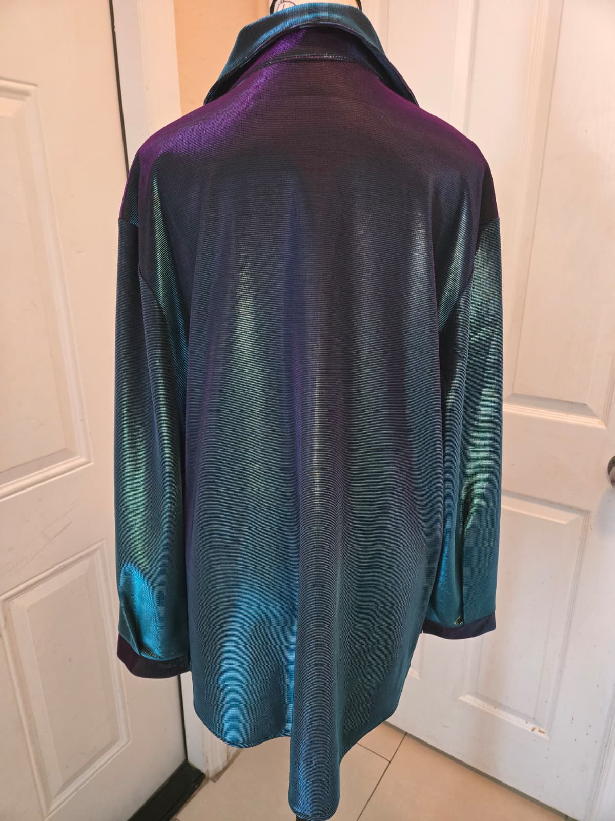 SHEIN Curve Iridescent Button-Down Shirt – Size 1XL | Brand New