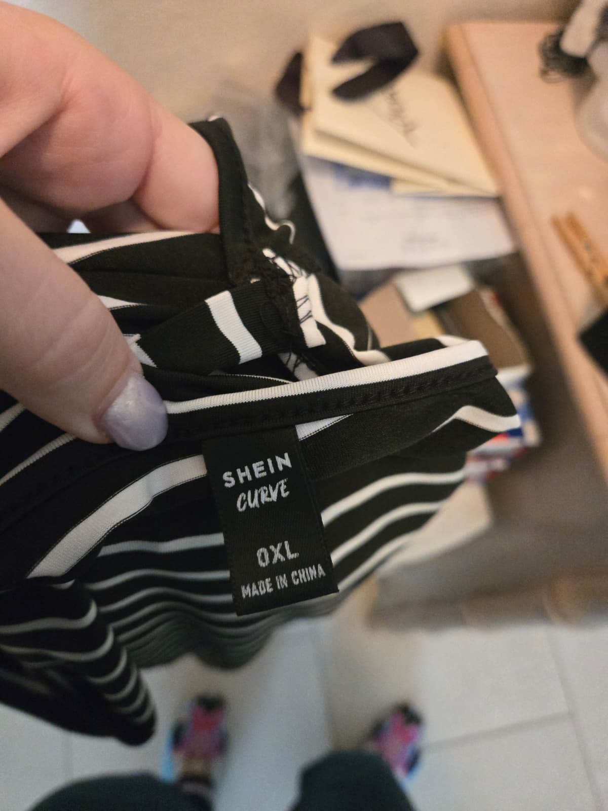 SHEIN Curve Black & White Striped Off‑Shoulder Dress – Size 0XL