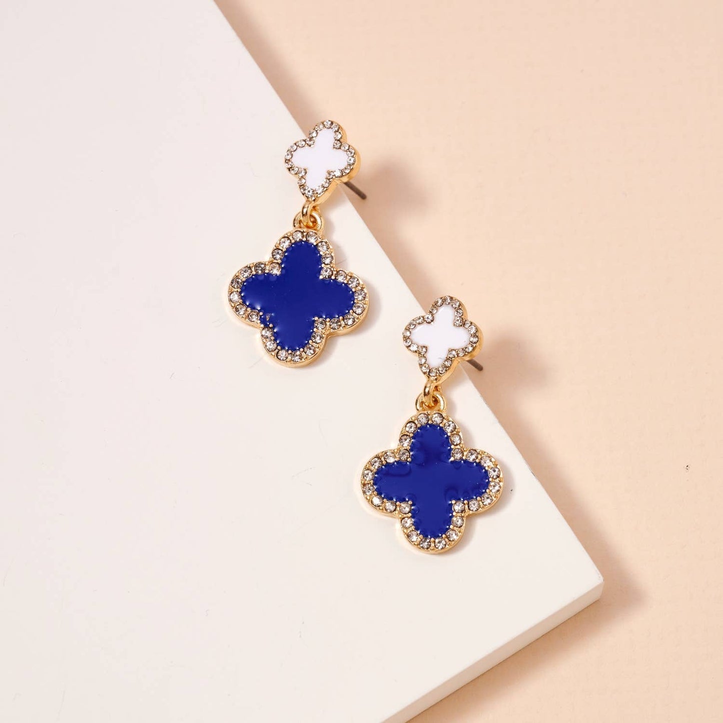 Game Day Enamel Clover Dangling | Earrings